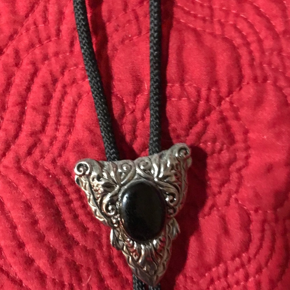 Bolo - Picture 2 of 2